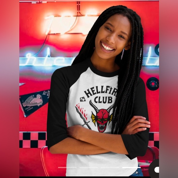NETFLIX STRANGER THINGS HELLFIRE CLUB RAGLAN TEE SIZE XSMSLL UNISEX - Picture 1 of 8